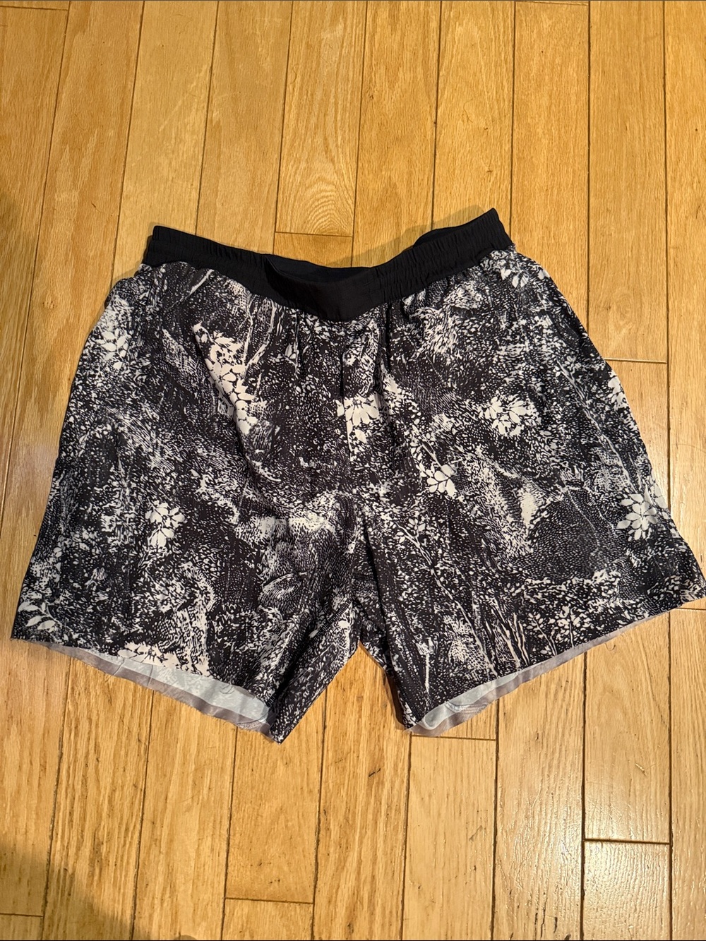 lululemon athletica Black & White Floral-Print Athletic Shorts